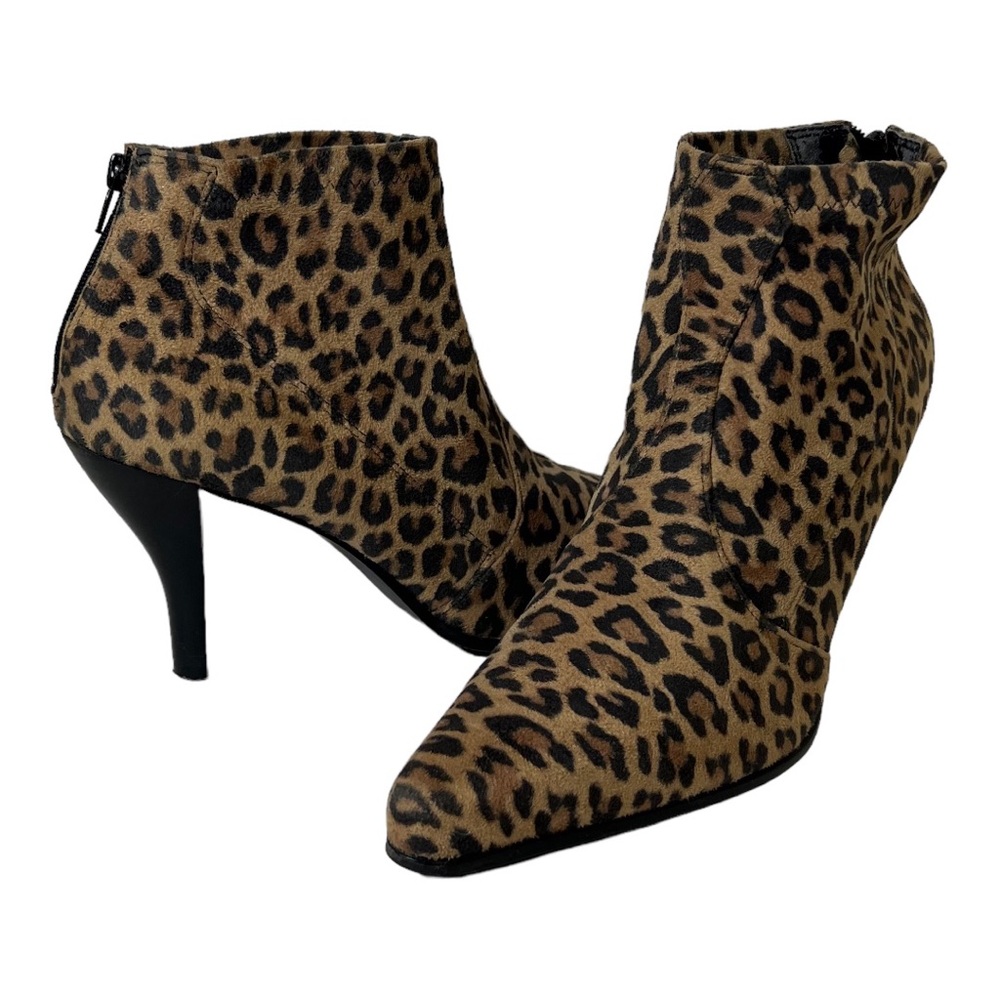Franco Sarto Leopard Animal Print Pointed Toe Ankle Boots SZ 9M Faux Suede Vegan